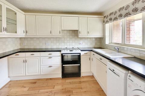2 bedroom terraced house for sale, Alderbrook Court, West Wickham