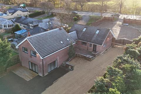4 bedroom detached house for sale, Durham Road, Coatham Mundeville, Darlington