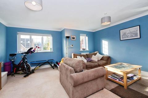 4 bedroom end of terrace house for sale, Principal Rise, York YO24