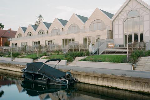 4 bedroom terraced house for sale, The Boathouses, Mill Lane, Taplow, SL6.