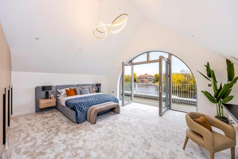 4 bedroom terraced house for sale, The Boathouses, Mill Lane, Taplow, SL6.