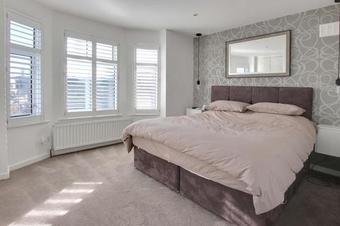 2 bedroom apartment for sale, Red Lodge Road, West Wickham
