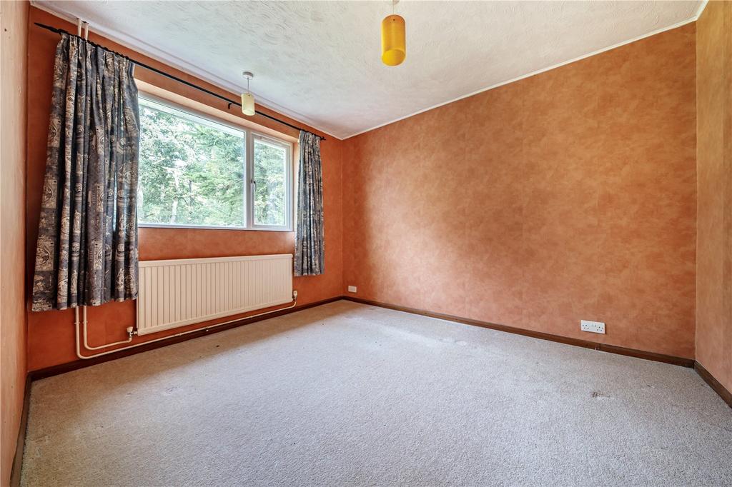 Bedroom 5/Study