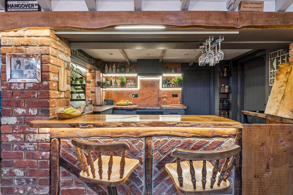 Bar 3