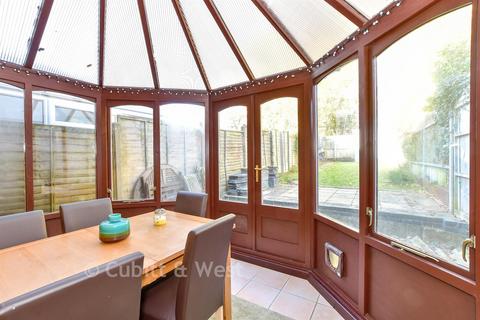 2 bedroom semi-detached house for sale, Sheppard Close, Lovedean, Waterlooville, Hampshire