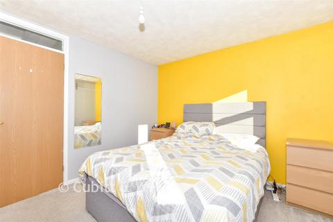 undefined, Sheppard Close, Waterlooville PO8