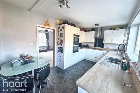 4 bedroom semi-detached house for sale, Alwyn Road, Broxtowe
