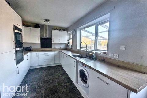4 bedroom semi-detached house for sale, Alwyn Road, Broxtowe