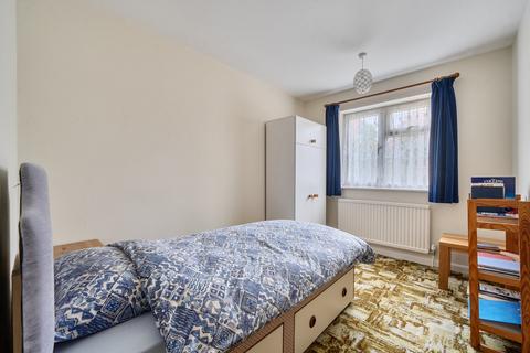 undefined, Northend Close, Flackwell Heath, High Wycombe, Buckinghamshire, HP10