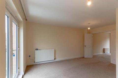 4 bedroom terraced house for sale, Hawks Edge, West Moor, NE12