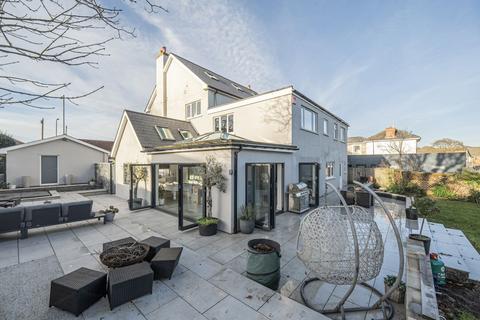 5 bedroom detached house for sale, London Road, Waterlooville, PO7