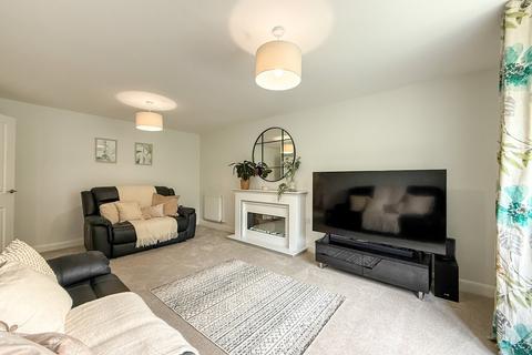 undefined, Fieldfare Close, Huddersfield HD4