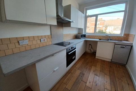 undefined, Roundhay Road, Leeds, West Yorkshire, LS8