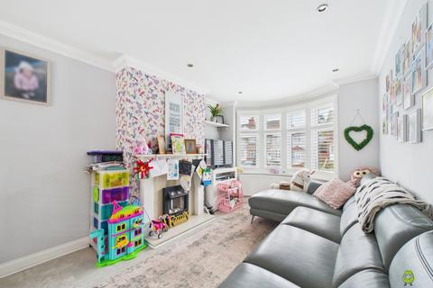 undefined, Collindale Avenue, Erith, Kent, DA8