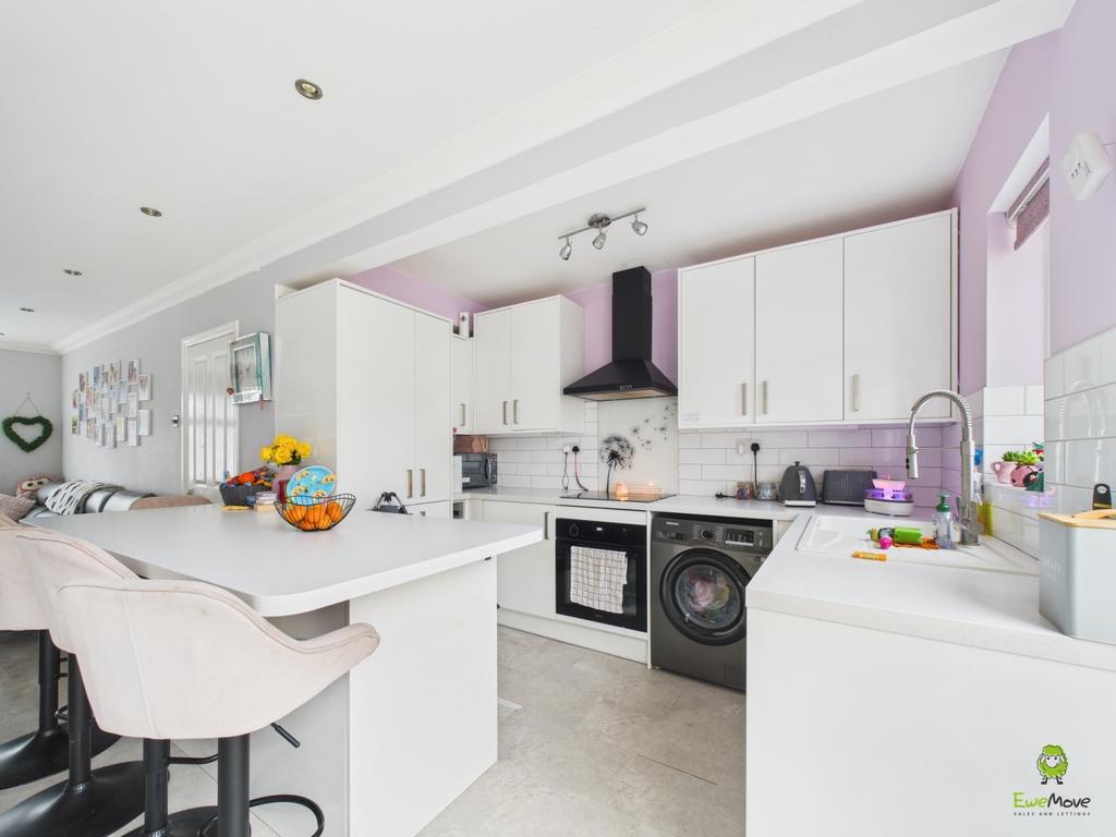 Presented by Kevin at Ewe Move Bexleyheath and Dart