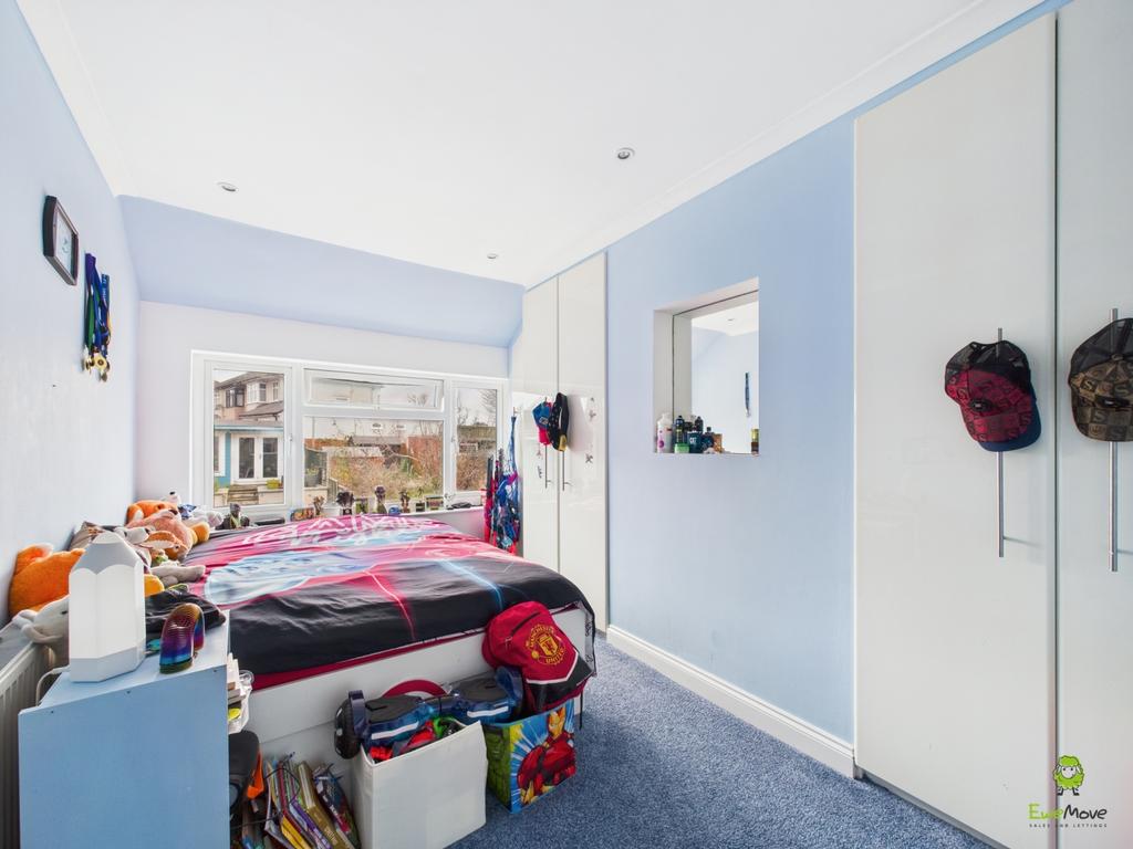 Presented by Kevin at Ewe Move Bexleyheath and Dart