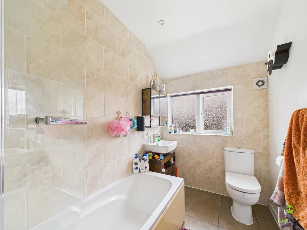Presented by Kevin at Ewe Move Bexleyheath and Dart