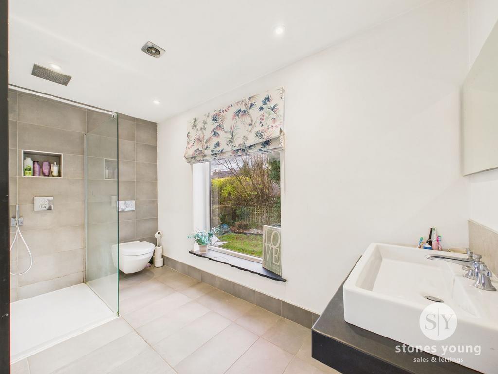 En-suite Shower Room
