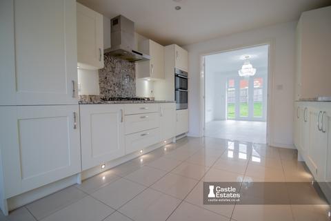4 bedroom detached house to rent, Stanier Drive, Edwalton, NG12 4HR