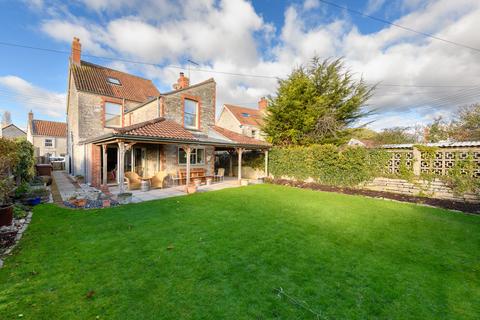 5 bedroom detached house for sale, Leigh Road, Street