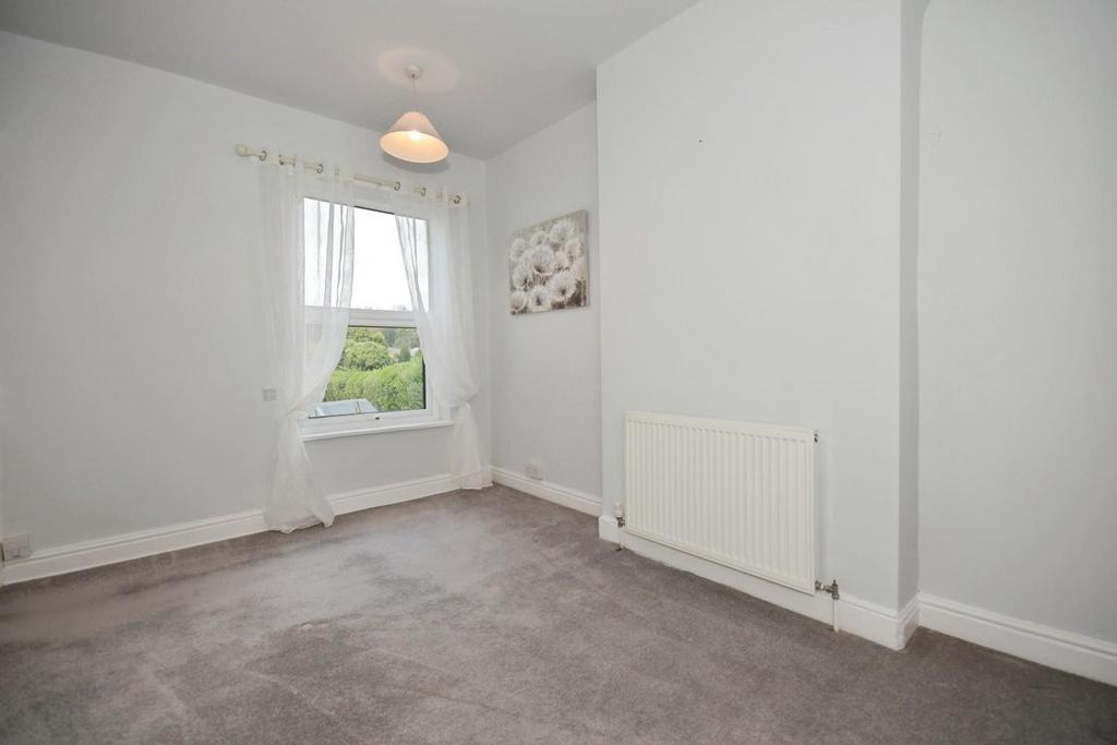 BEDROOM 2 02.jpg