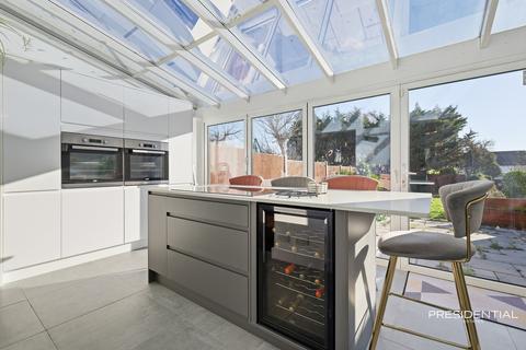 undefined, Loughton IG10