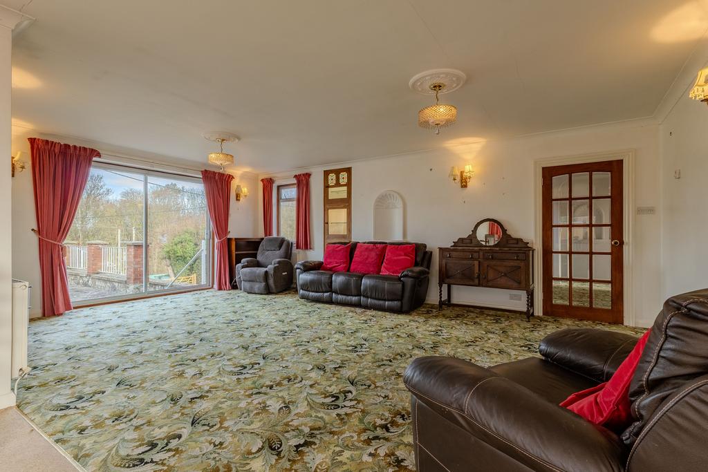 Living Room (2)