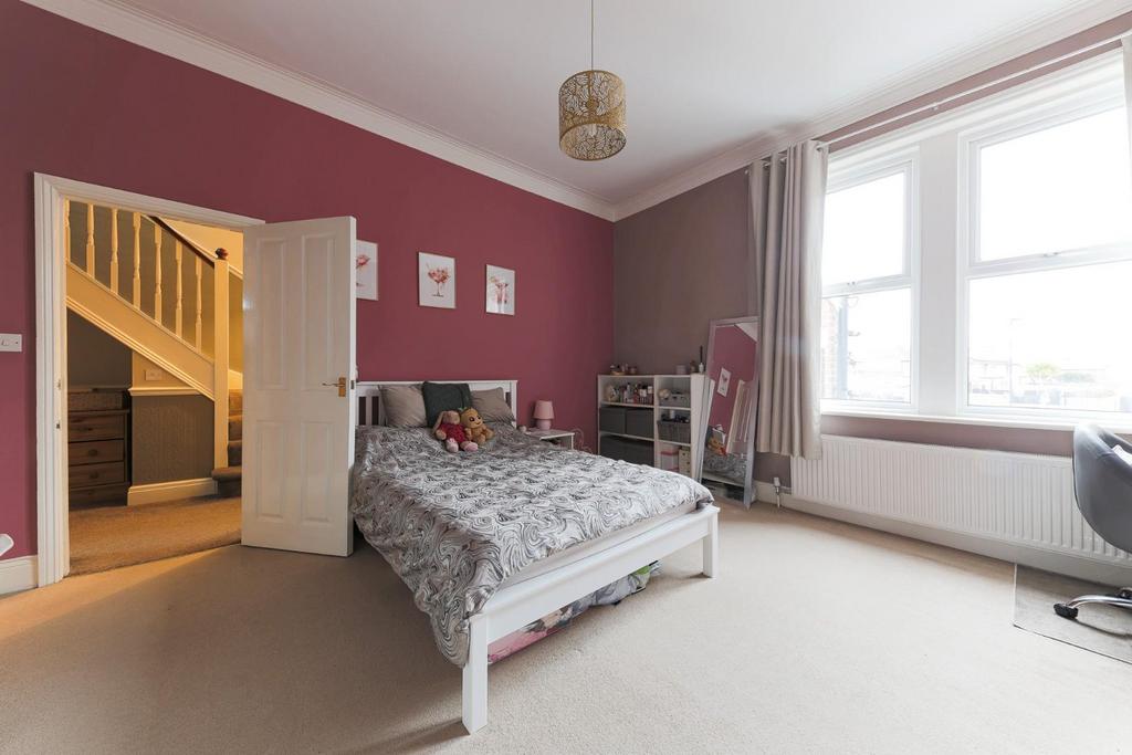 Bedroom 2.jpg