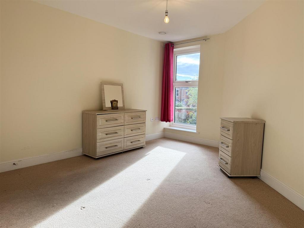 Bedroom.JPG