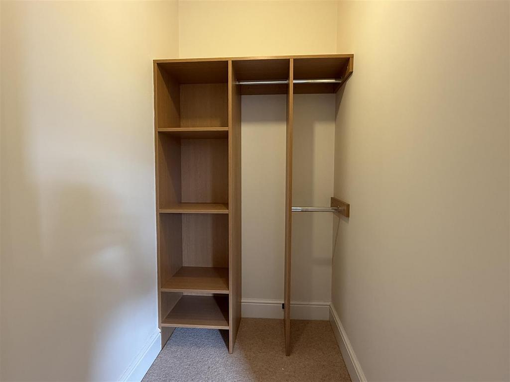 Wardrobe.JPG