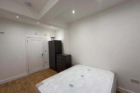 undefined, Northcote Avenue, Southall