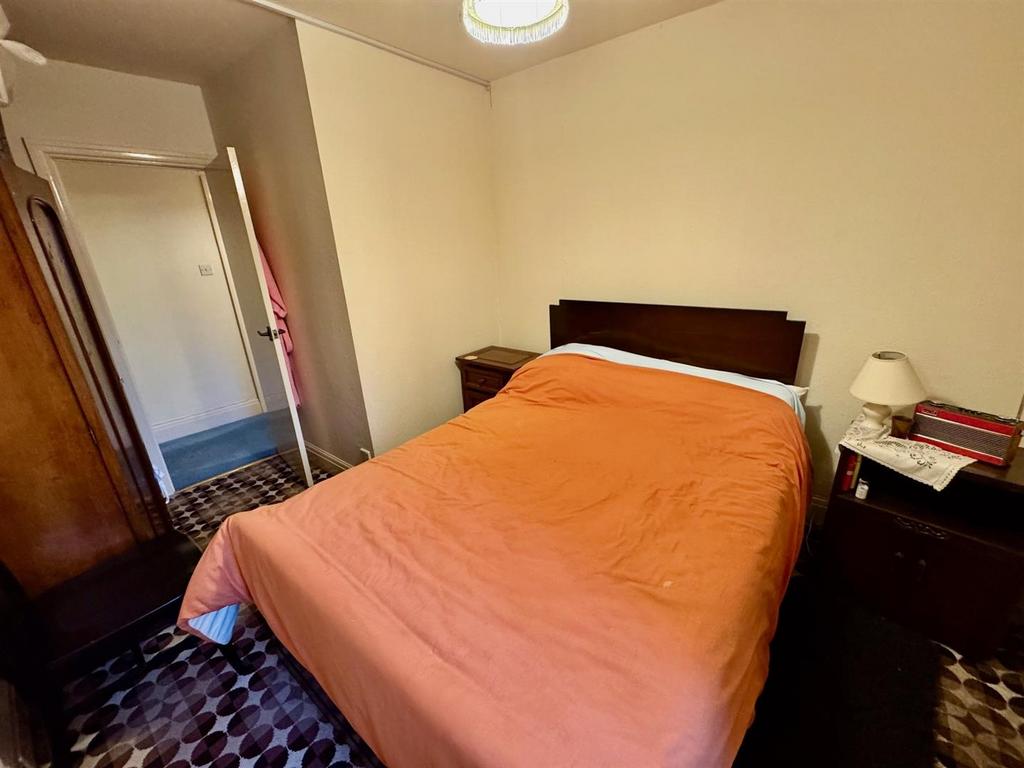 Bedroom 3.jpg