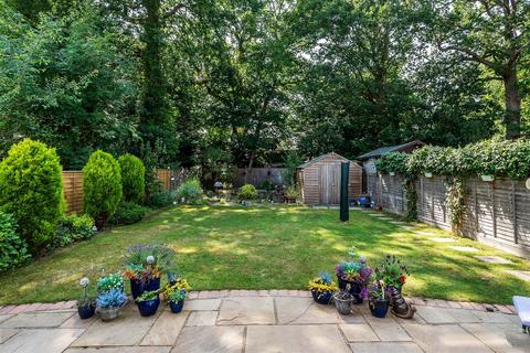 undefined, Hazelwood Road, Hurst Green