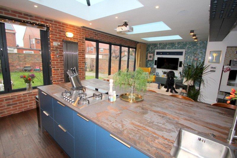 Kitchen (2)