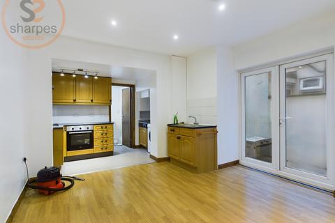 2 bedroom apartment to rent, a Garratt Terrace, London