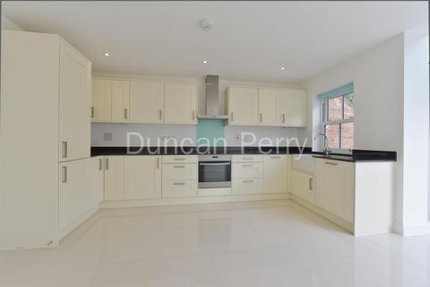 undefined, Dugdale Hill Lane, Herts EN6
