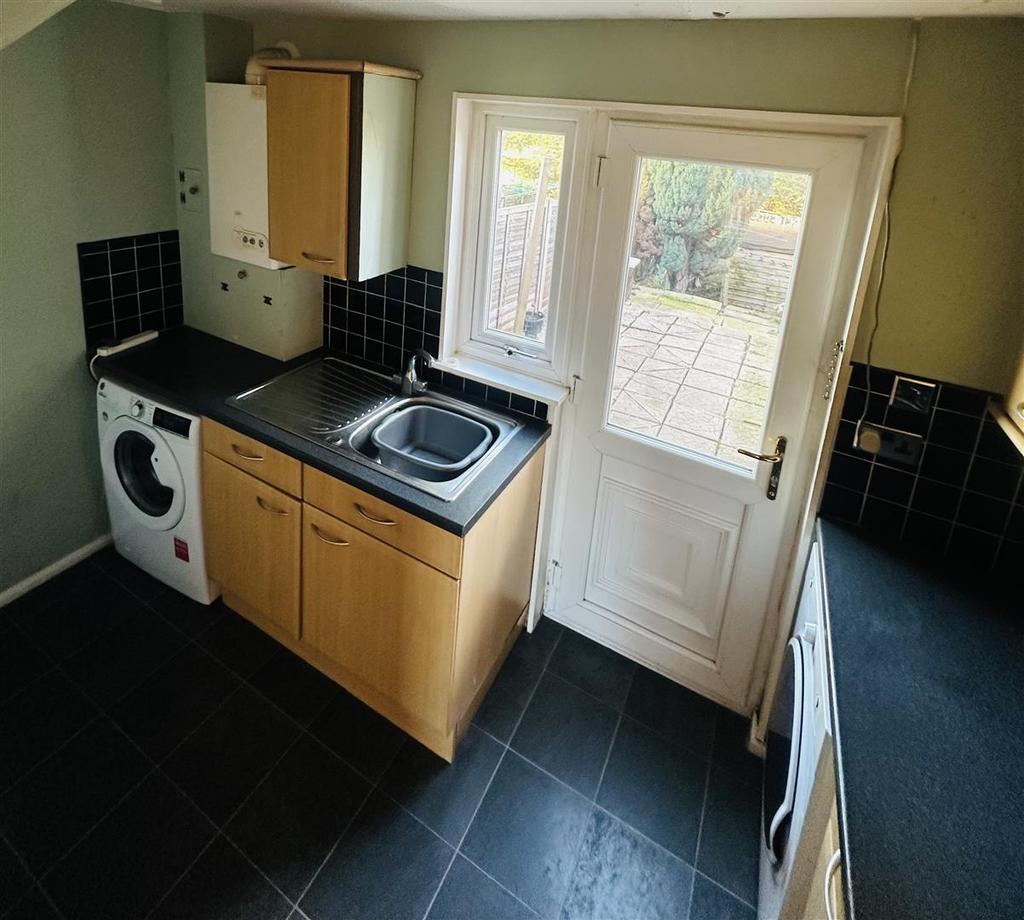 Fitted Kitchen: