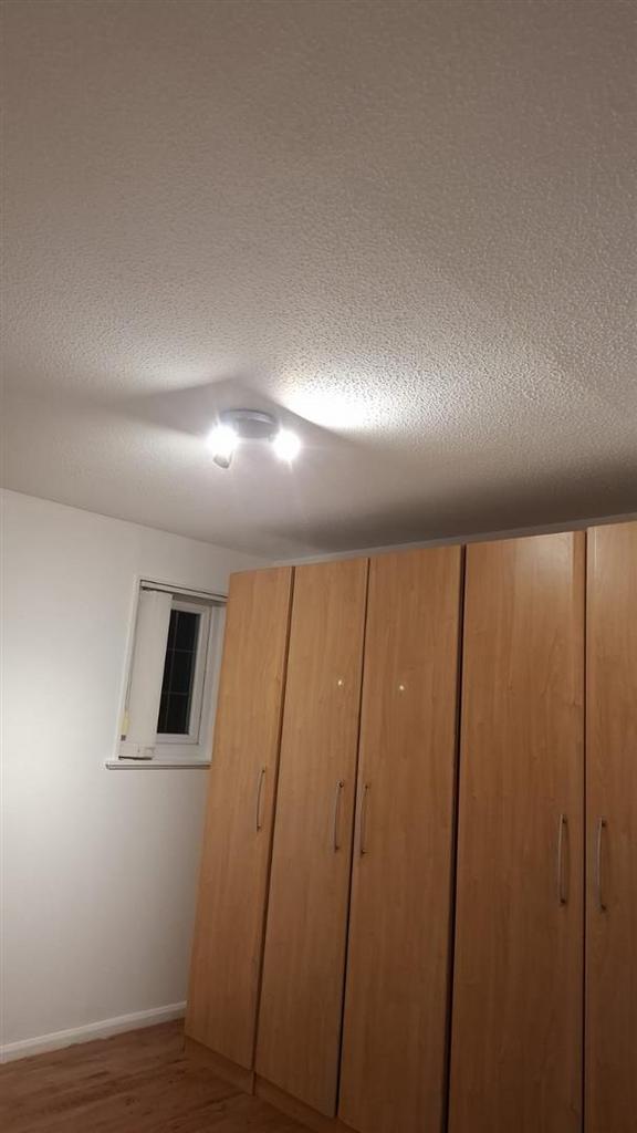 Bedroom:
