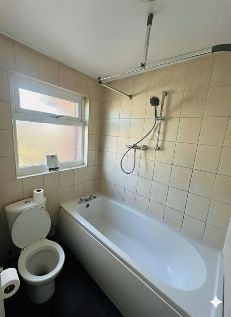 Bathroom / WC: