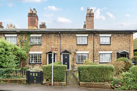 3 bedroom house for sale, Rock Place, Holloway Hill, Godalming, GU7