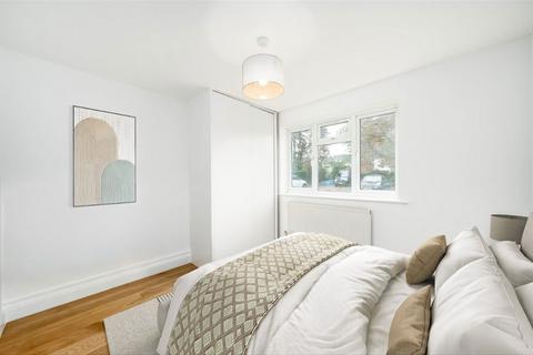 2 bedroom flat for sale, Palmerston Road, London N22