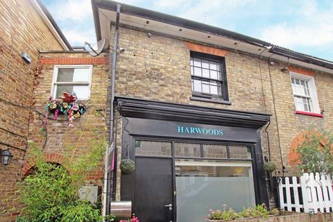 undefined, Kew Foot Road, Richmond TW9