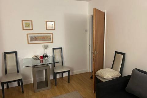 undefined, London, N20