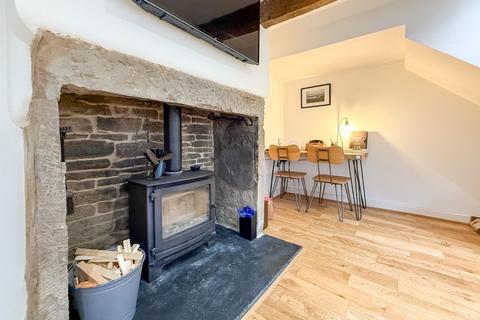 2 bedroom cottage for sale, Church Street, Holmfirth HD9
