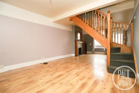 3 bedroom end of terrace house for sale, St. Leonards Road, Lowestoft, NR33