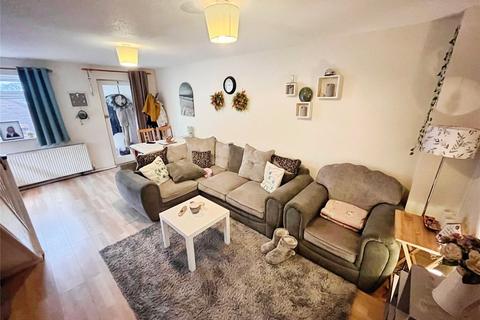 2 bedroom terraced house to rent, Herons Rise, Hampshire SP10