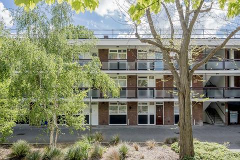 1 bedroom flat to rent, Rosenau Road, London SW11