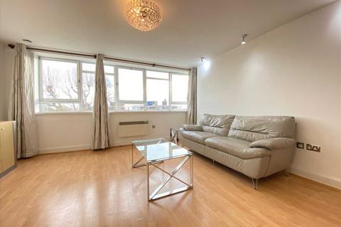 2 bedroom apartment to rent, Mercury House, Heathcroft, Ealing