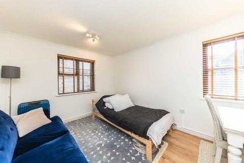 undefined, Beaumont Place, Isleworth TW7
