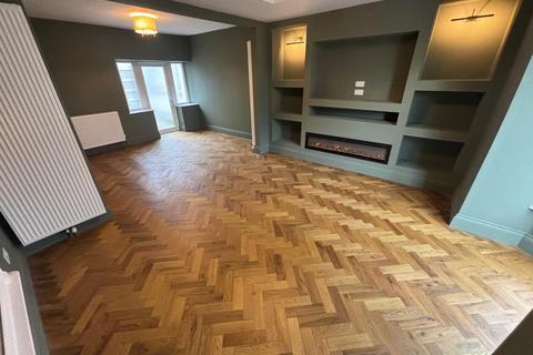 undefined, 11 College Street, Lampeter, SA48